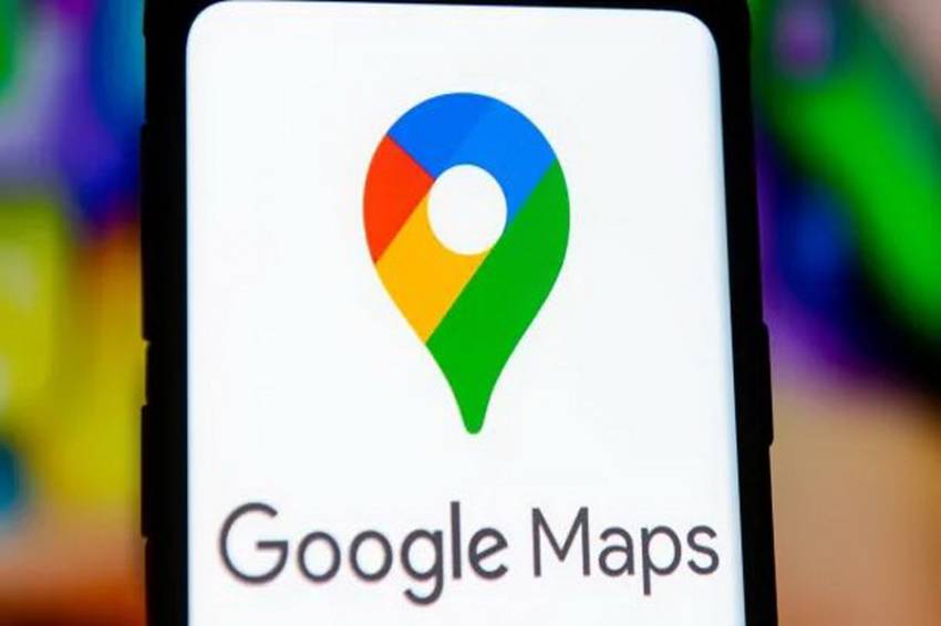Musim Mudik, Lebih Baik Pakai Google Maps atau Waze?