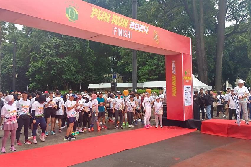 Rayakan Puncak HUT ke-39, RS Hermina Gelar Fun Run 2024 yang Diikuti Seribuan Pelari