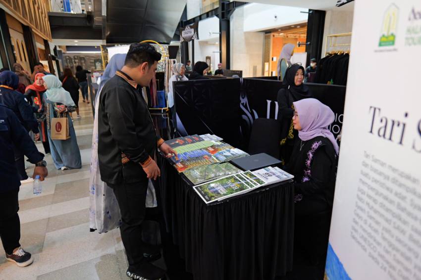 Giatkan UMKM Kreatif, Sarinah Hadirkan Aceh Muslim Fashion Festival