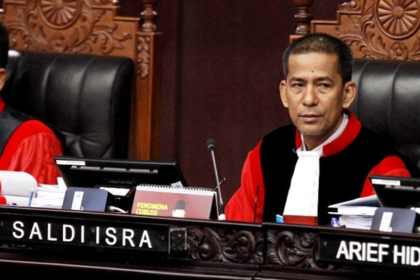 Hakim Saldi Isra Singgung Keranjang Sampah di Sidang MK