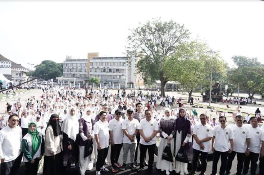 Jaga Kebugaran, 28 Ribu Jemaah Haji Ikuti Launching Senam Haji Indonesia