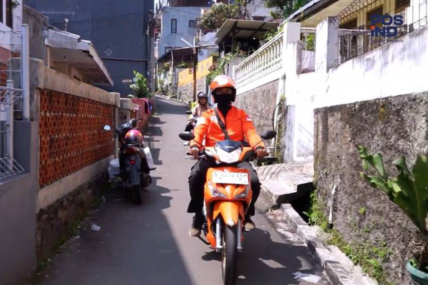 Penyaluran Bansos Langsung ke Rumah KPM Jadi Metode Unggulan Pos Indonesia