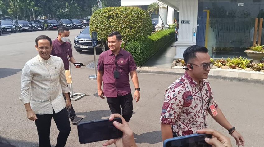 Soal UKT, Presiden Jokowi Panggil Khusus Nadiem Makarim ke Istana