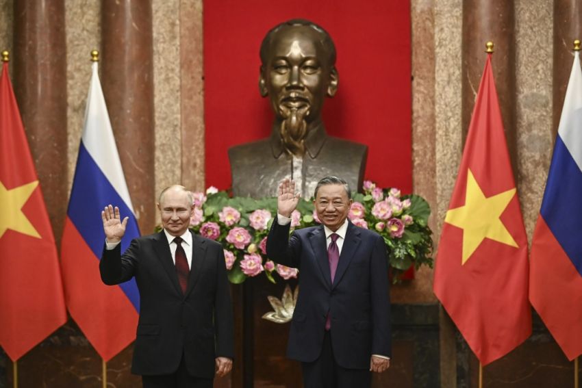 7 Motif Putin Berkunjung ke Vietnam, dari Diplomasi Bambu hingga Kemitraan Strategis
