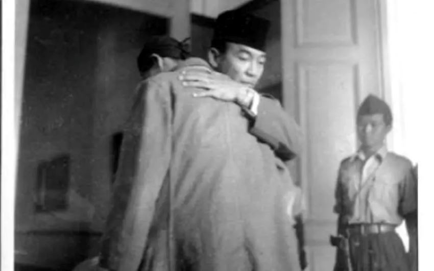 Kisah Bung Karno Yakinkan Jenderal Soedirman untuk Pulang ke Yogyakarta usai Hadapi Belanda