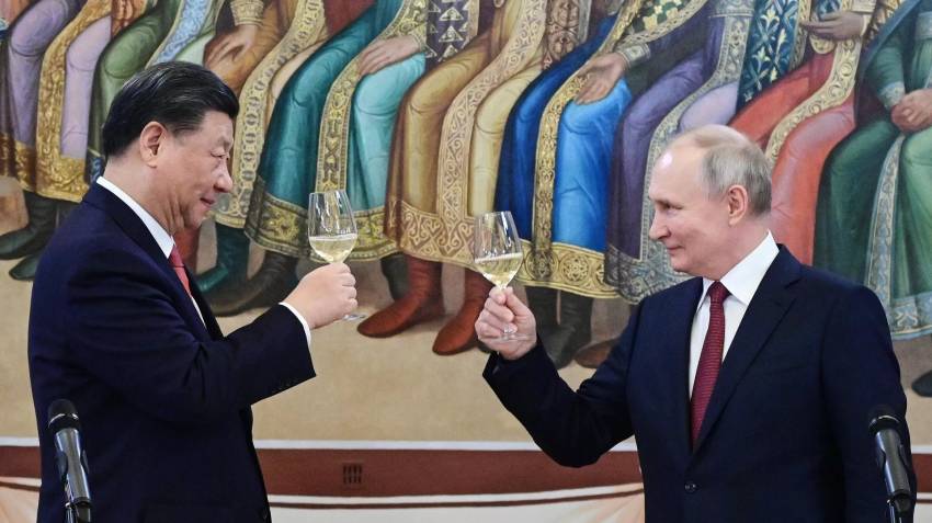 Militer China dan Rusia Bertekad Lebih Aktif Jaga Stabilitas Regional dan Global