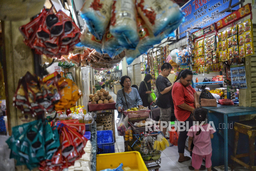 Deflasi Bikin Worry, Tiga Solusi Ini Bisa Diuji