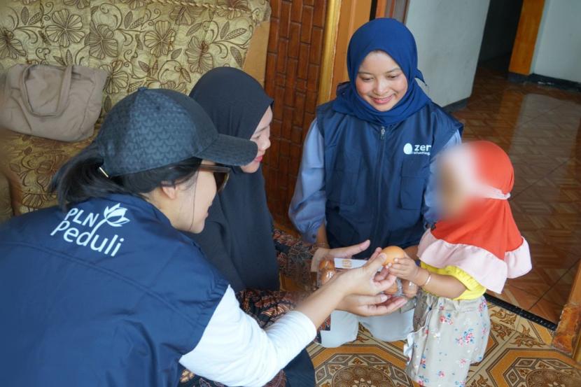 Dukung Pencegahan Stunting, PLN Berdayakan Peternak Ayam Petelur di Kabupaten Malang