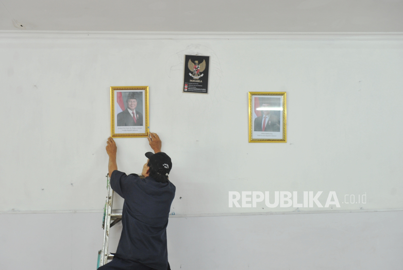 Ekonom UI Ungkap Tantangan Ekonomi di Era Pemerintahan Prabowo