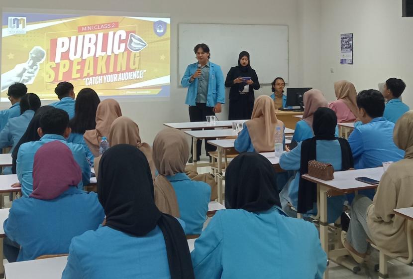 HIMMA Universitas Nusa Mandiri Latih Skill Public Speaking di Acara Mini Class 2