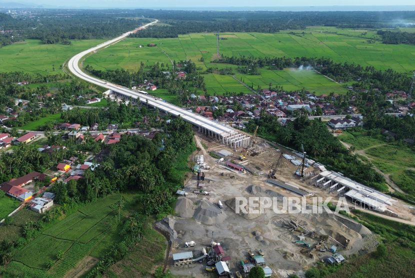 Hutama Karya Jadwalkan Uji Coba Tol Padang-Sicincin pada 15 Desember 2024