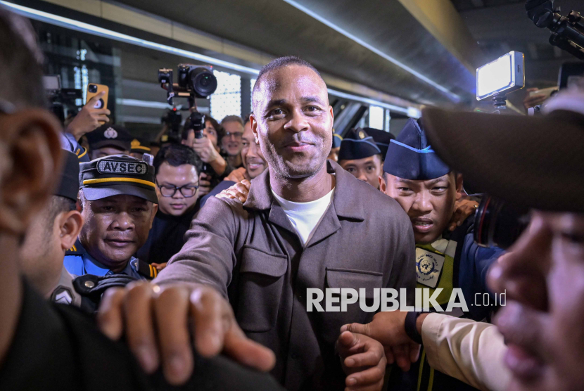 Sore Ini, Pelatih Baru Timnas Patrick Kluivert Dikenalkan pada Publik