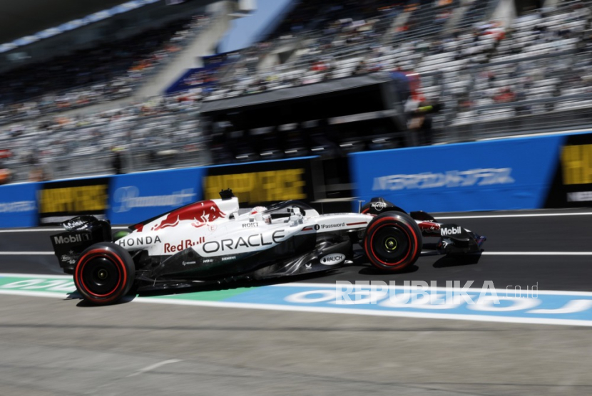 Verstappen Buat Kejutan di Babak Kualifikasi GP Jepang Saat McLaren Mendominasi